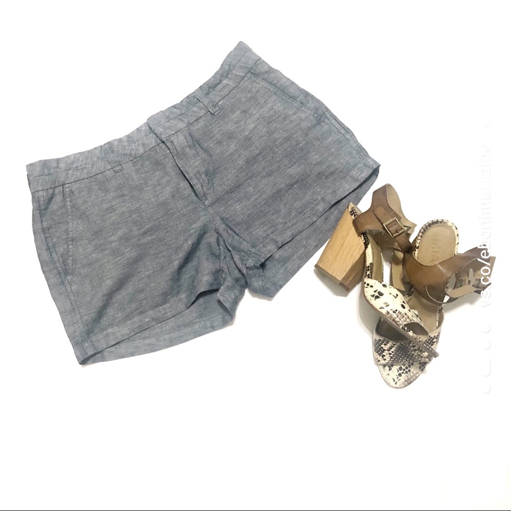 Gap The City Shorts 3” Chambray Khakis